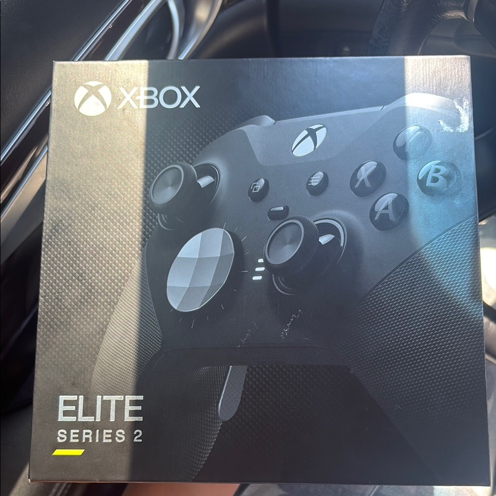 Microsoft Xbox Elite Controller Box in Black